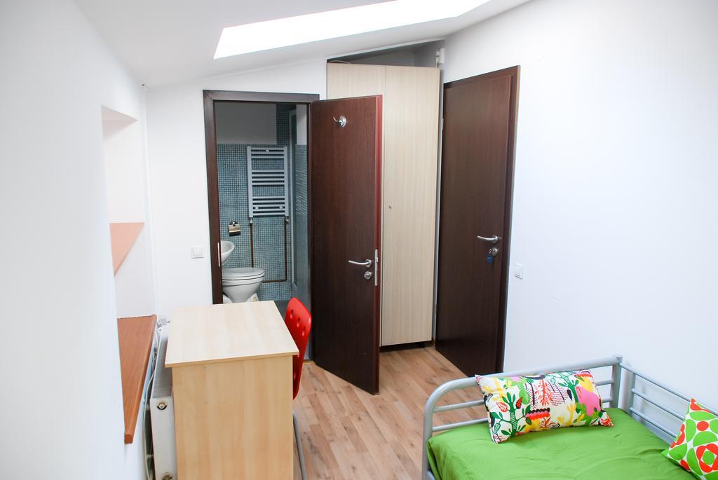 Vatra Accommodation Бухарест Экстерьер фото