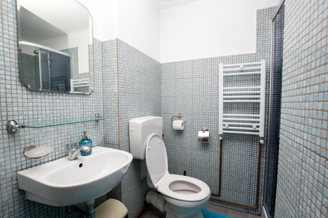 Vatra Accommodation Бухарест Экстерьер фото