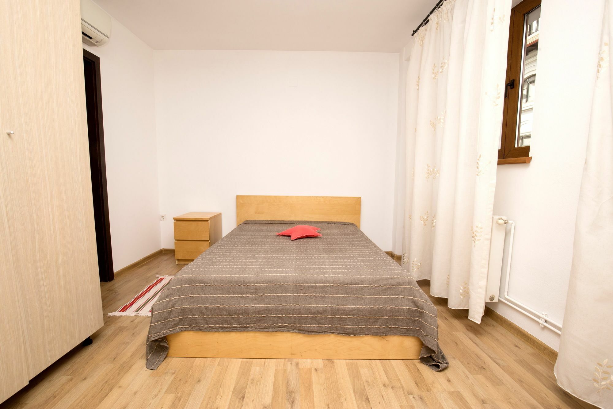 Vatra Accommodation Бухарест Экстерьер фото