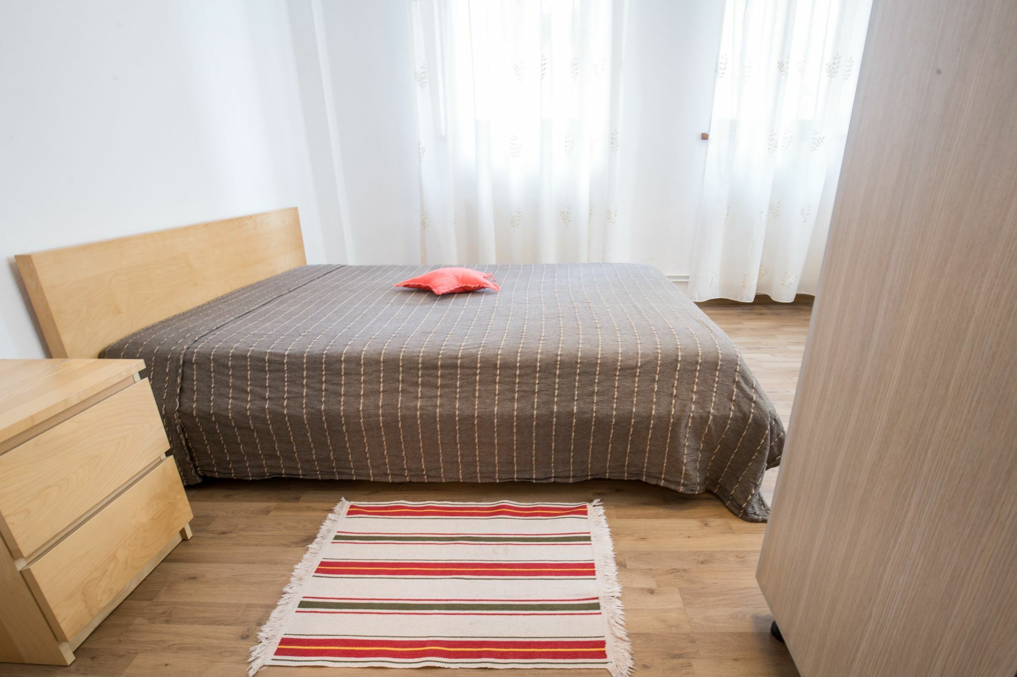 Vatra Accommodation Бухарест Экстерьер фото