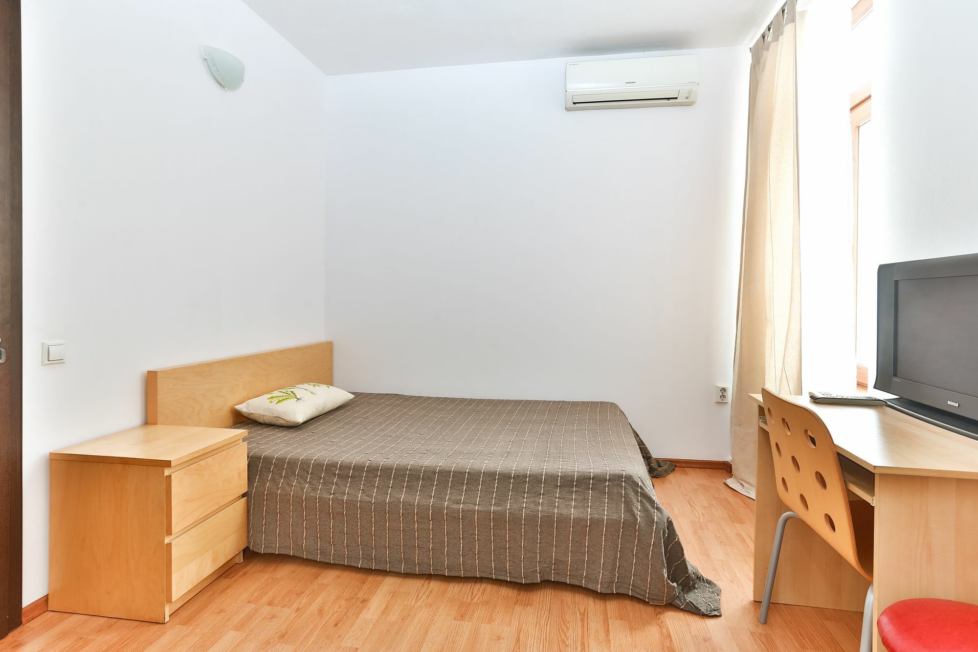 Vatra Accommodation Бухарест Экстерьер фото